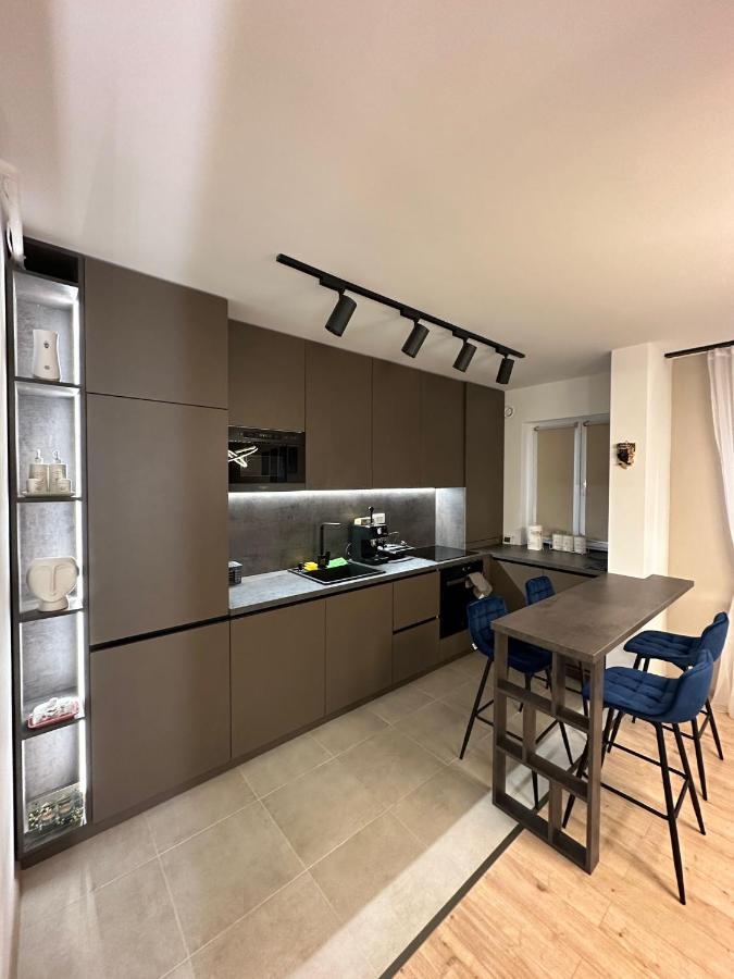 Coresi Luxury Apartments Brasov Luaran gambar